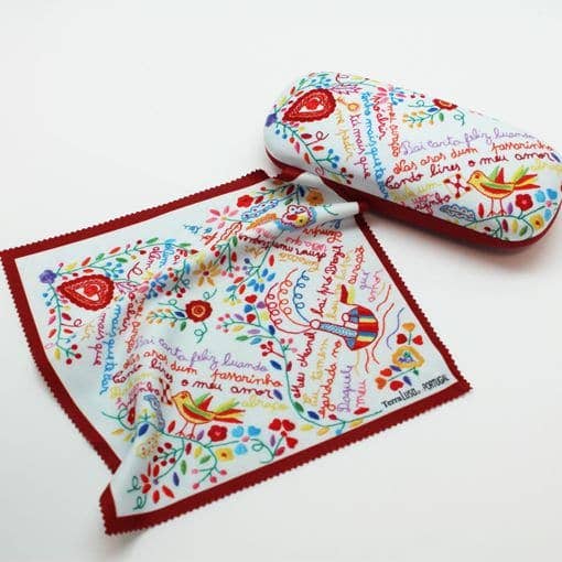 glasses case with lovers handkerchief motif