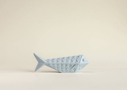 Front view of Decorative & Aromatic Sardine in blue perfumed wax, made in Portugal