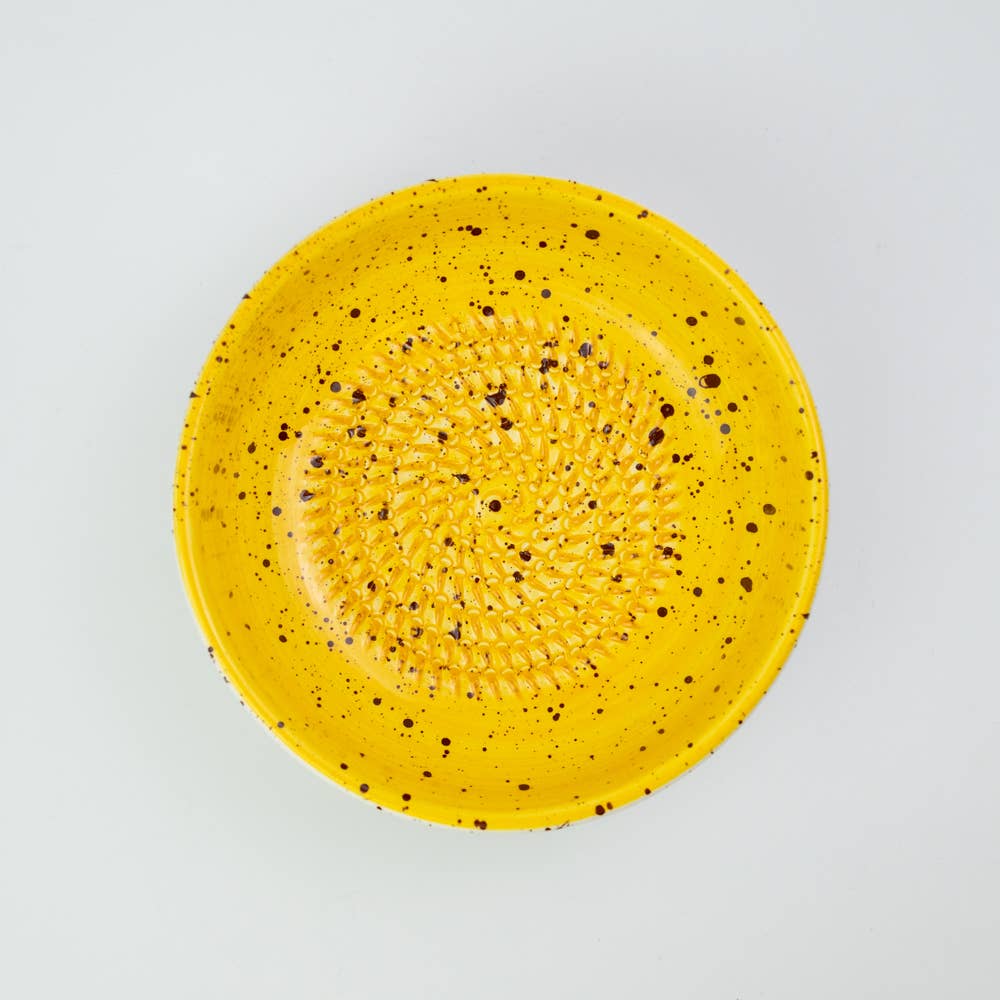 yellow and white grater bowl 