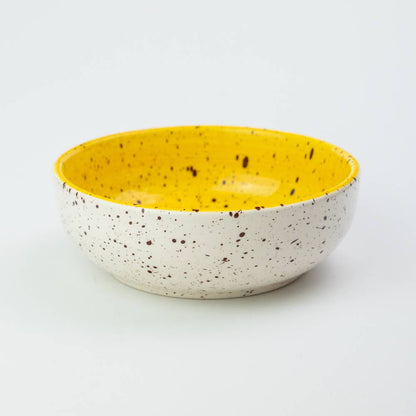 yellow and white grater bowl